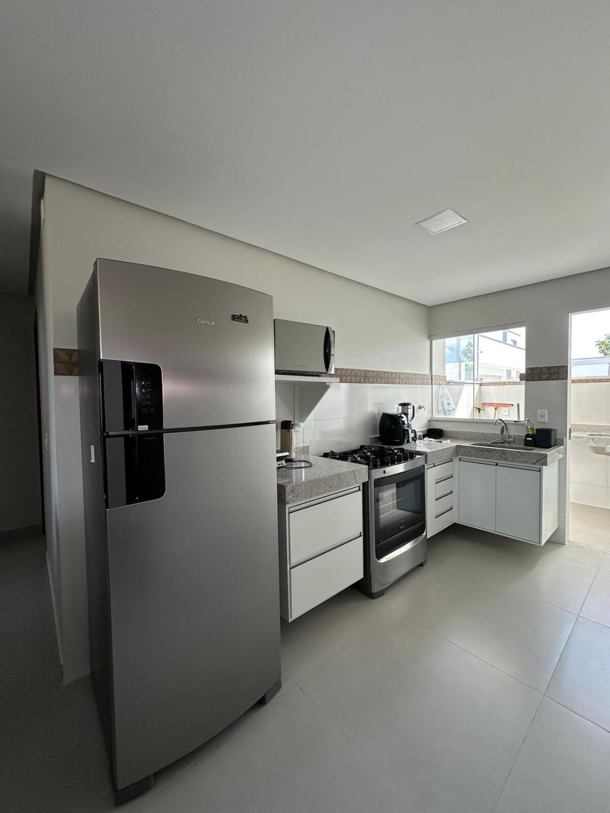 Apartamento Coqueiros - Proximo A Orla *